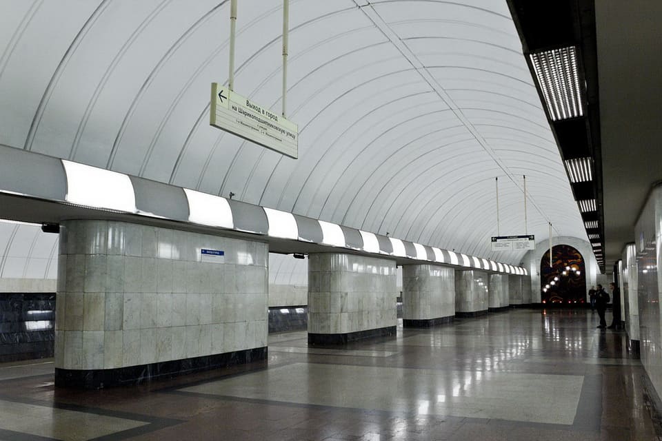 Станция метро Дубровка