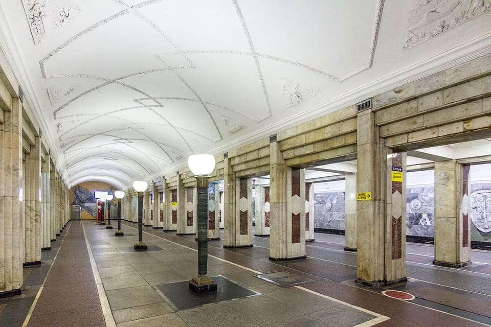 Станция метро Семёновская